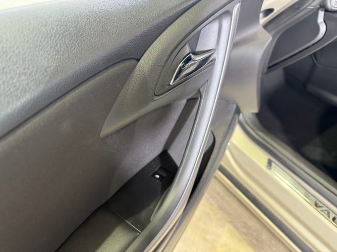 2025 Vauxhall Cascada