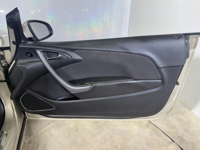2025 Vauxhall Cascada