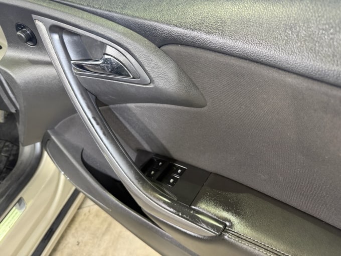 2025 Vauxhall Cascada