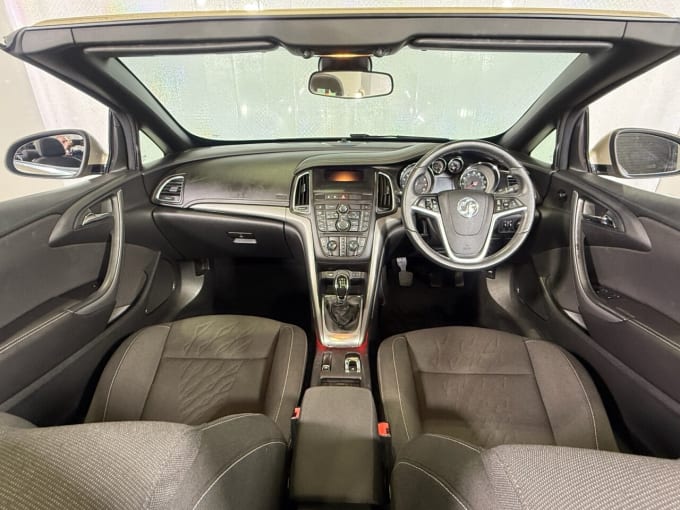 2025 Vauxhall Cascada