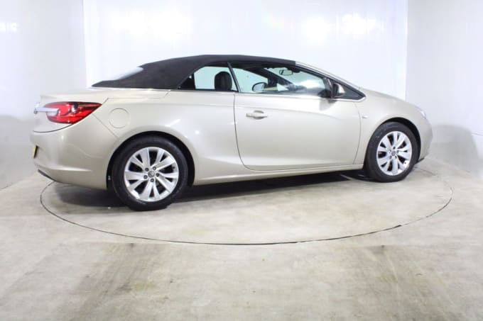 2025 Vauxhall Cascada