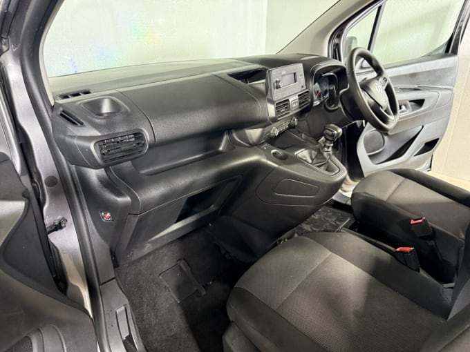 2025 Vauxhall Combo Life
