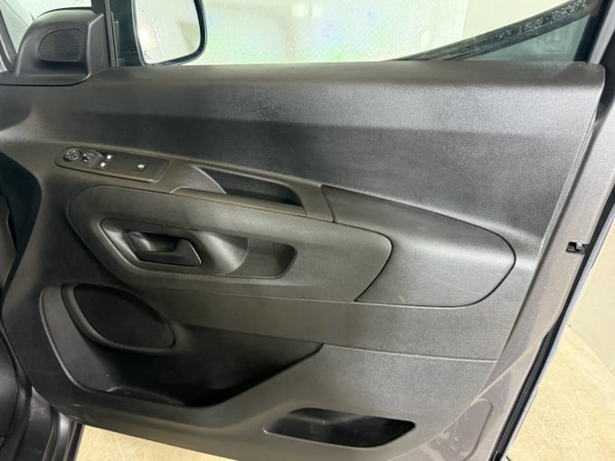 2025 Vauxhall Combo Life