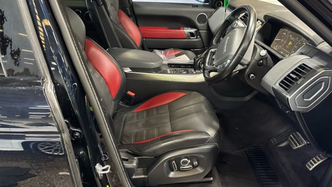 2025 Land Rover Range Rover Sport