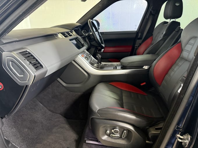 2025 Land Rover Range Rover Sport
