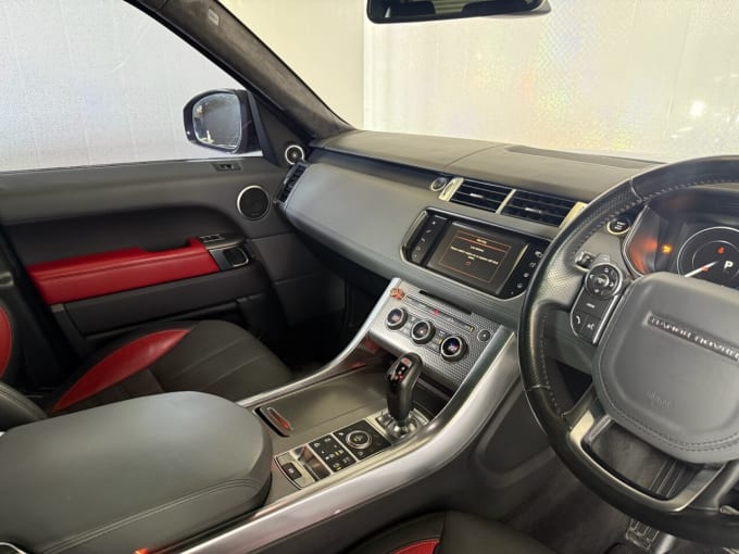 2025 Land Rover Range Rover Sport