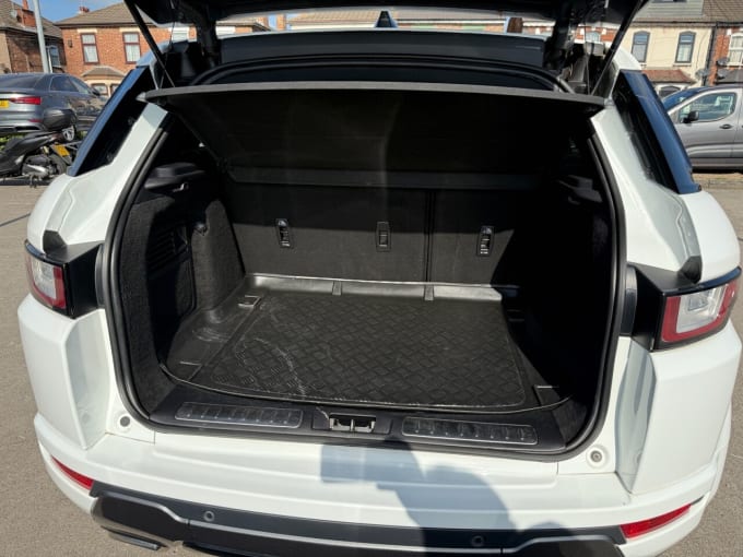 2025 Land Rover Range Rover Evoque