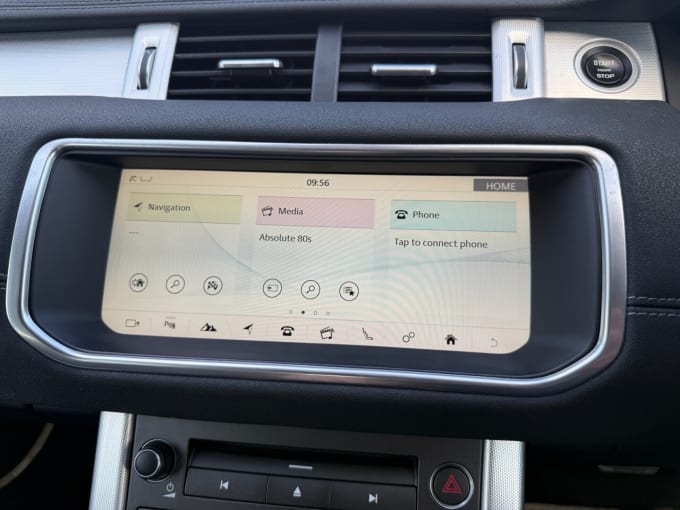 2025 Land Rover Range Rover Evoque