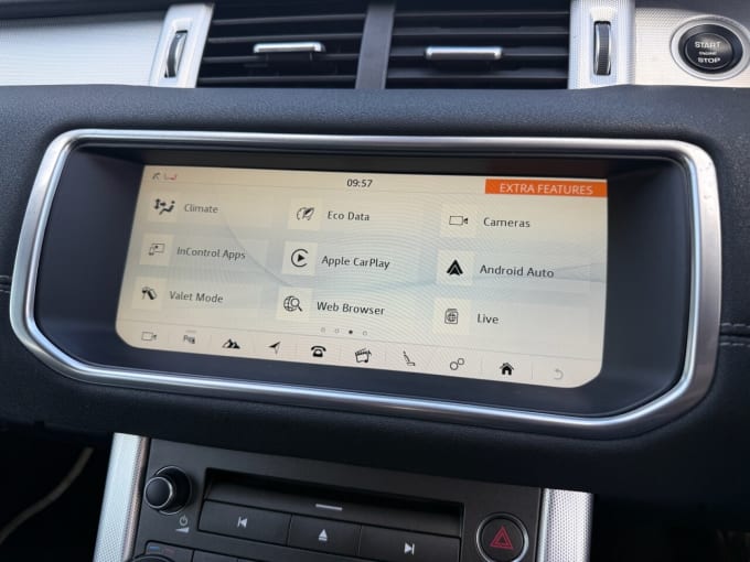 2025 Land Rover Range Rover Evoque
