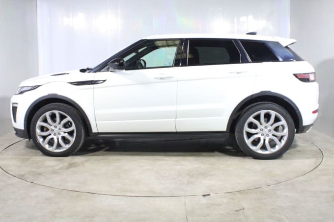 2025 Land Rover Range Rover Evoque