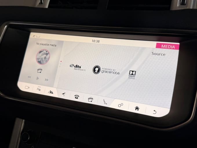 2025 Land Rover Range Rover Evoque