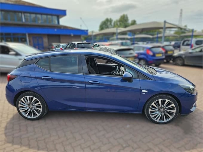 2025 Vauxhall Astra