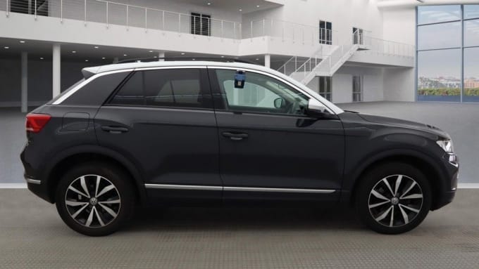 2025 Volkswagen T-roc