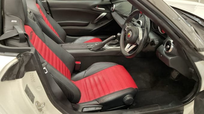 2025 Abarth 124 Spider