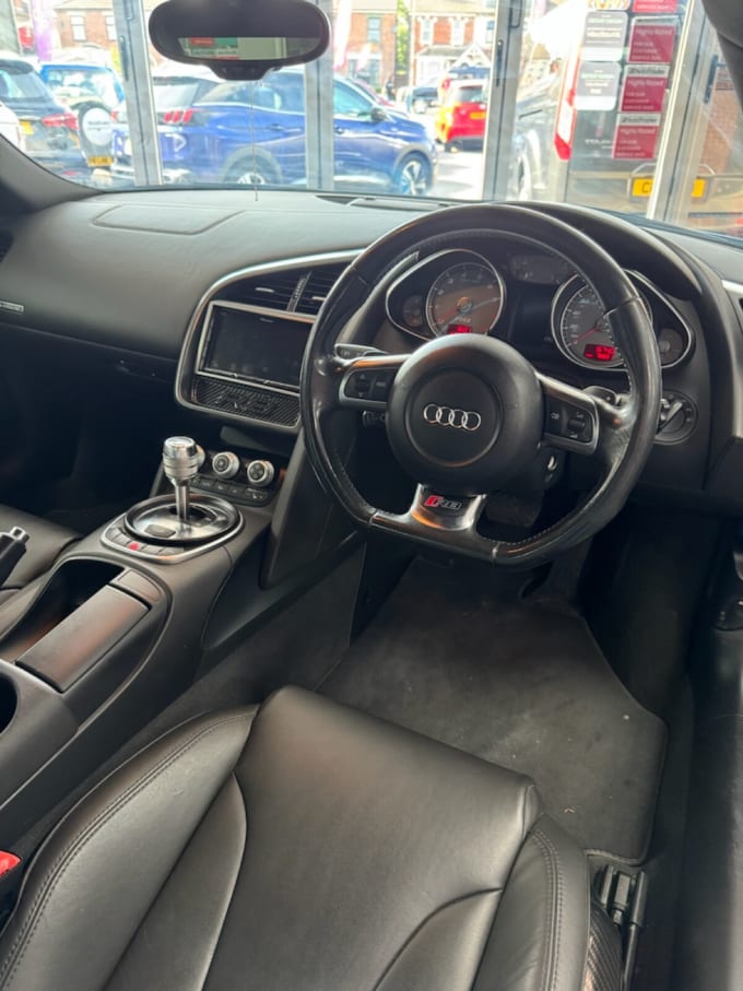 2025 Audi R8