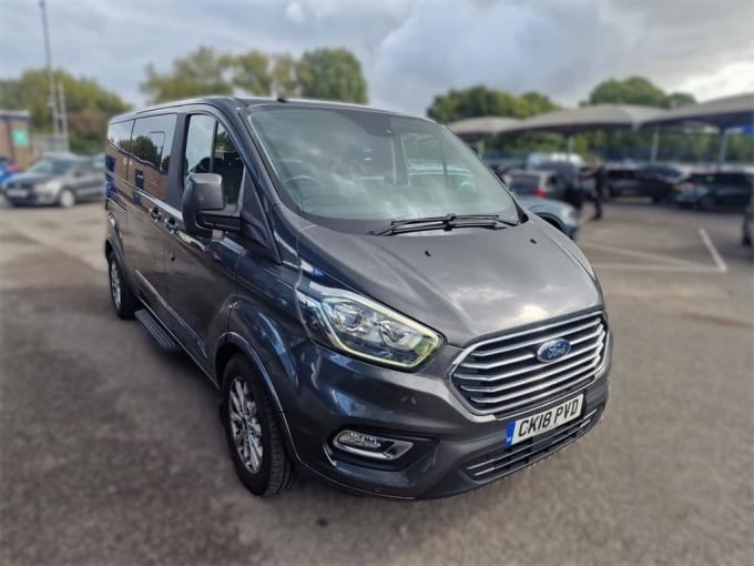 2025 Ford Tourneo Custom