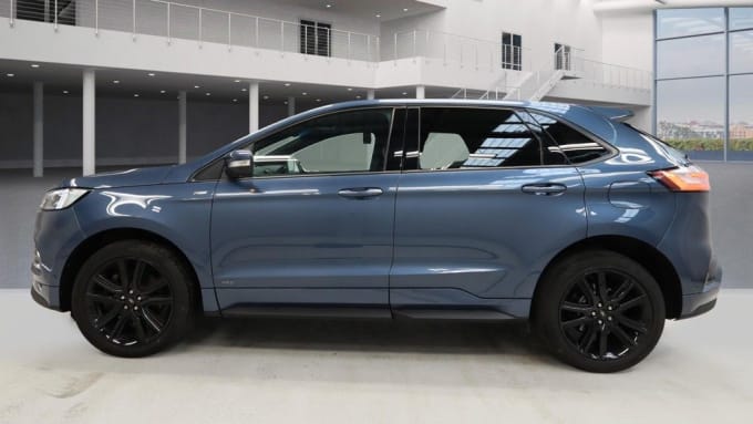 2025 Ford Edge