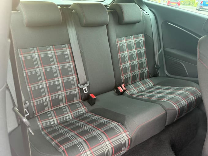 2015 Volkswagen Polo