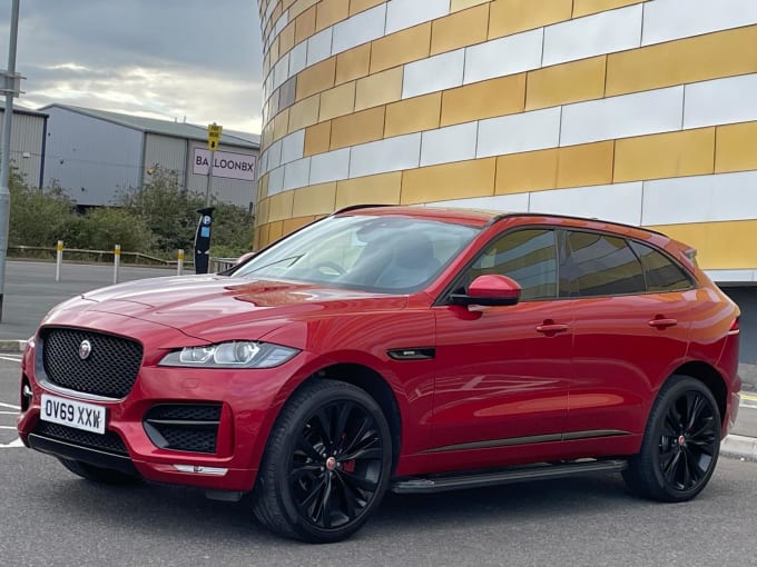 2019 Jaguar F-pace