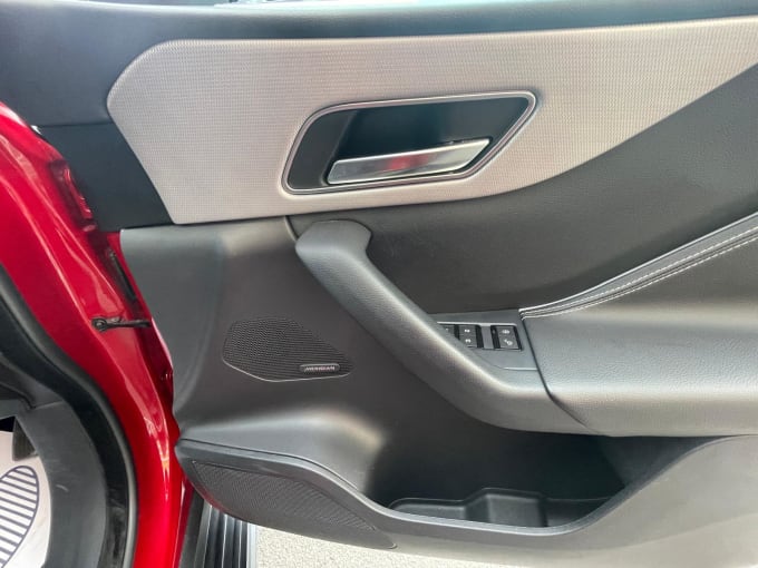 2019 Jaguar F-pace