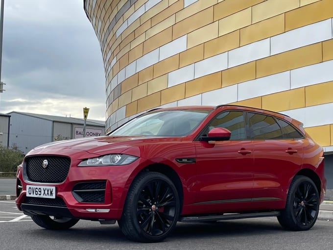 2019 Jaguar F-pace