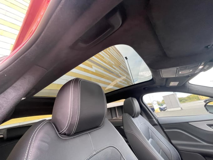 2019 Jaguar F-pace