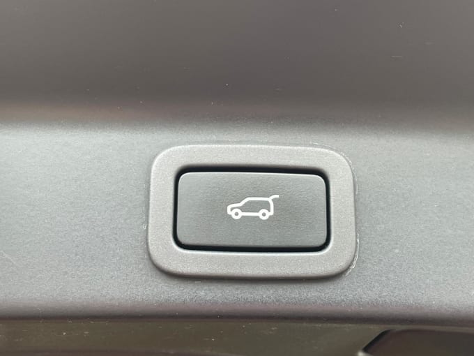 2019 Jaguar F-pace