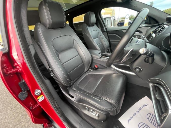 2019 Jaguar F-pace