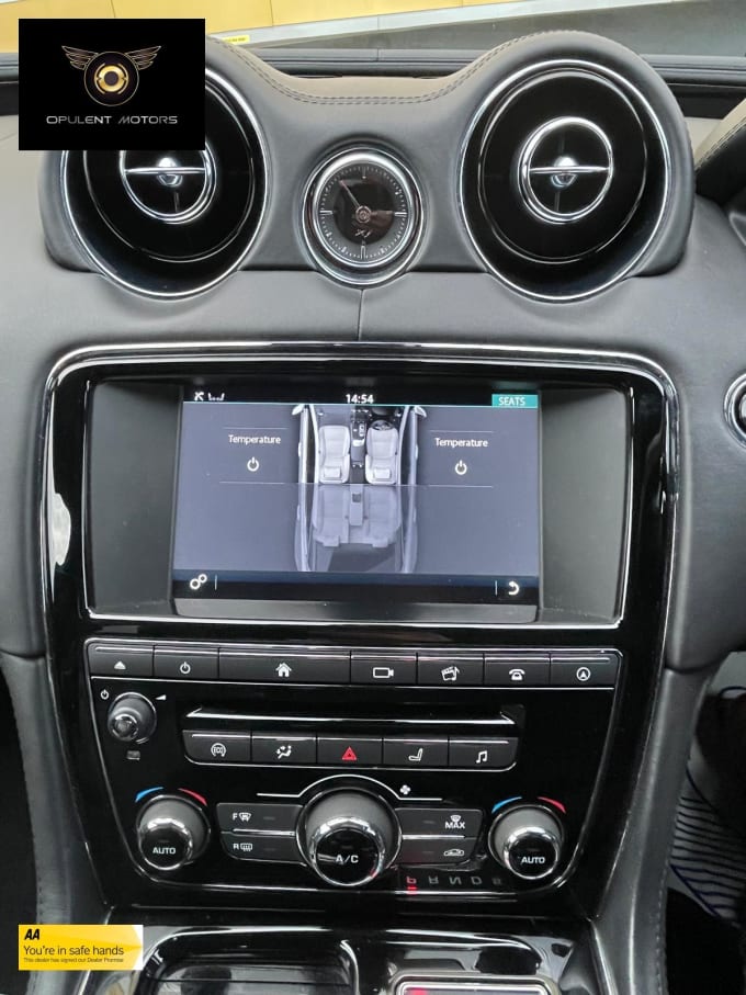 2017 Jaguar Xj