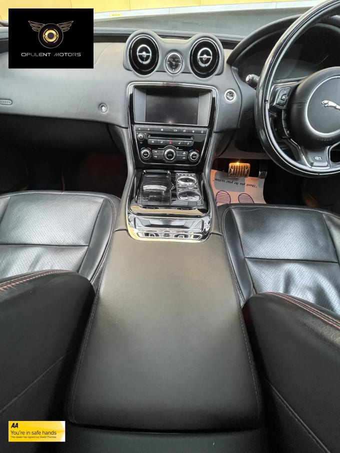 2017 Jaguar Xj