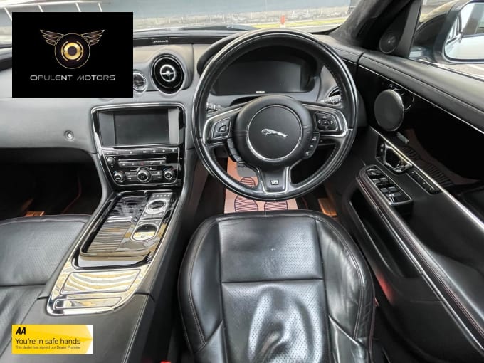2017 Jaguar Xj