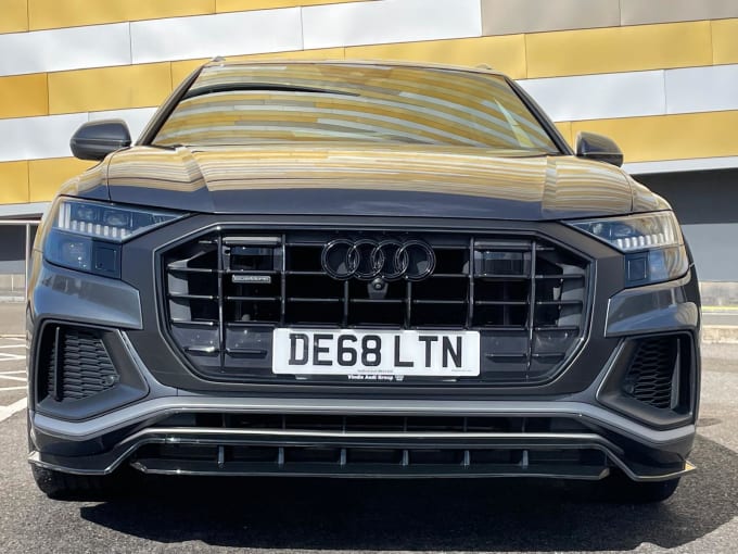 2018 Audi Q8