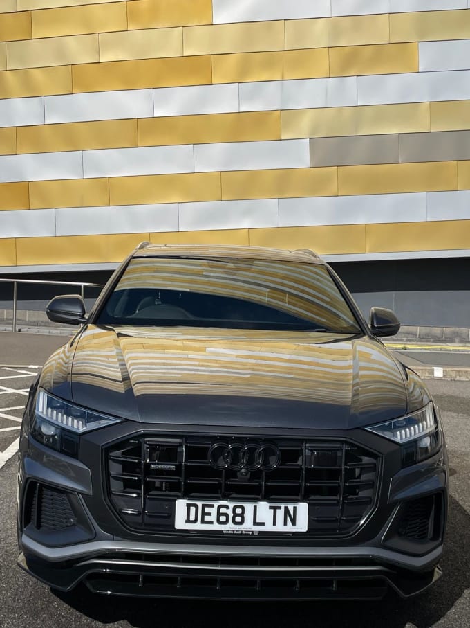 2018 Audi Q8