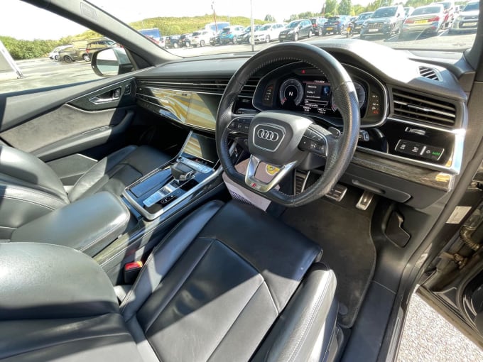 2018 Audi Q8