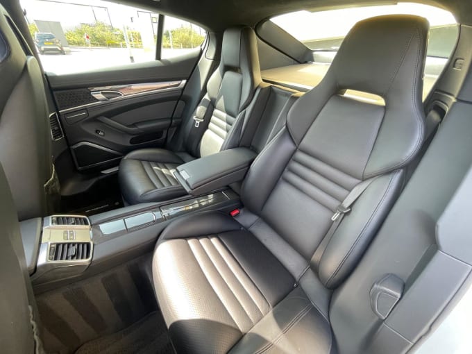 2013 Porsche Panamera