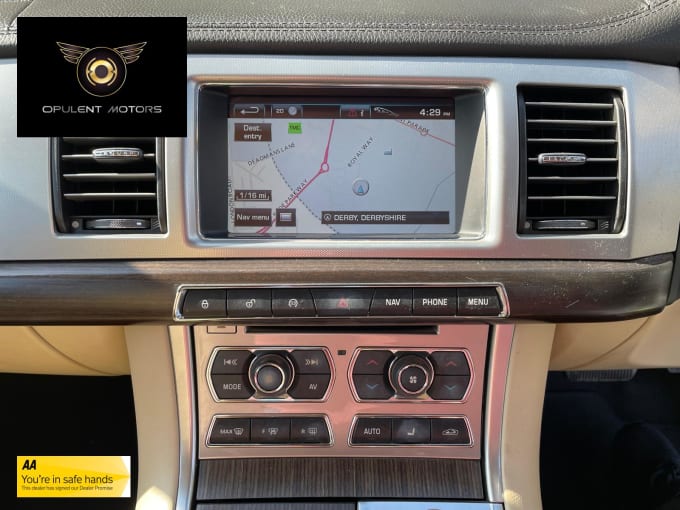 2011 Jaguar Xf