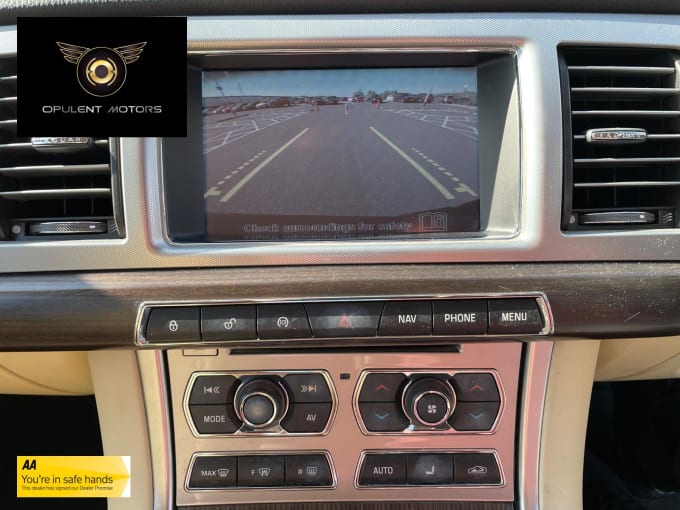 2011 Jaguar Xf