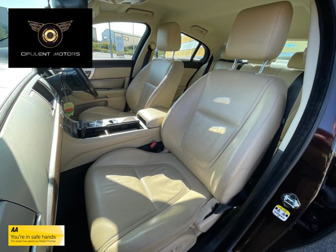 2011 Jaguar Xf