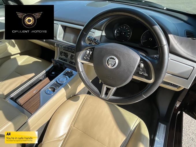 2011 Jaguar Xf