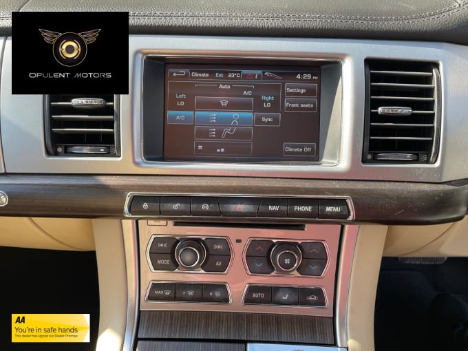 2011 Jaguar Xf