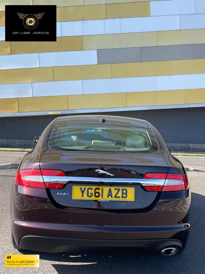 2011 Jaguar Xf