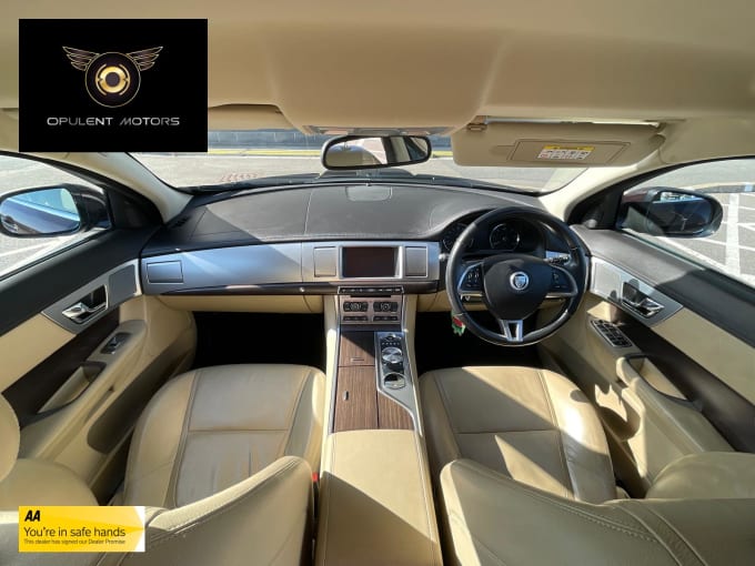 2011 Jaguar Xf