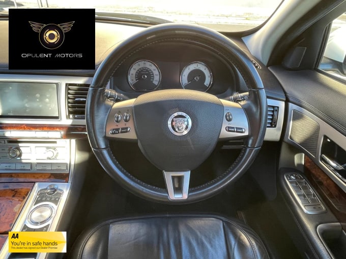 2010 Jaguar Xf