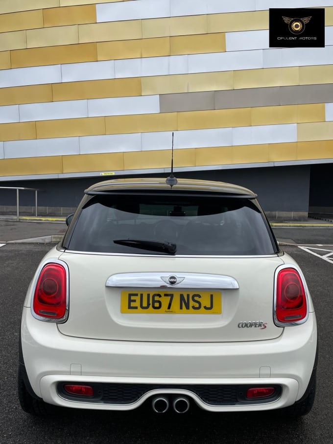 2017 Mini Hatch