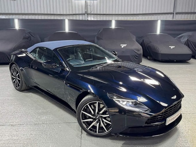 2019 Aston Martin Db11