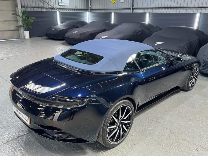 2019 Aston Martin Db11