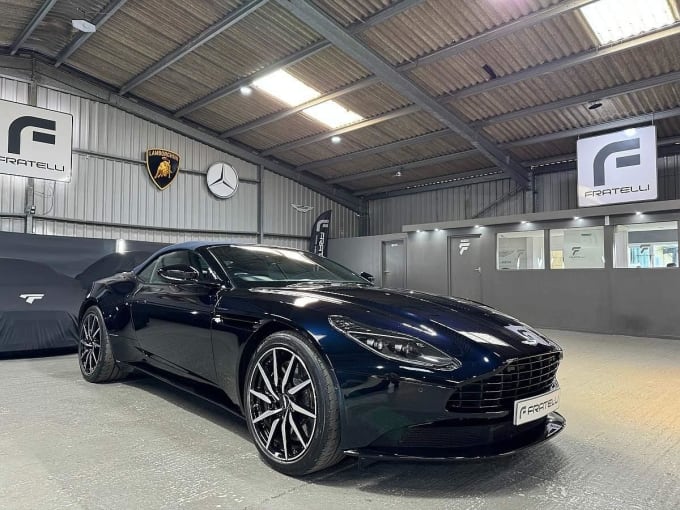 2019 Aston Martin Db11