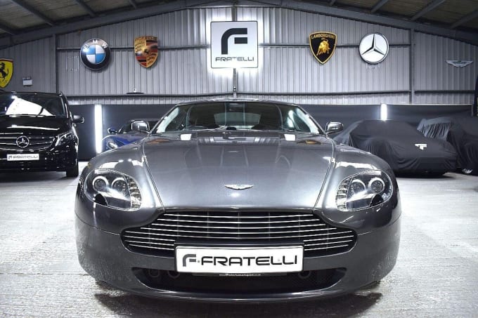 2009 Aston Martin Vantage