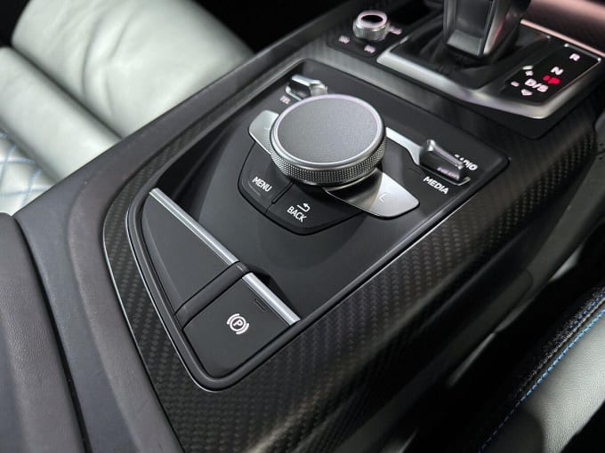 2016 Audi R8