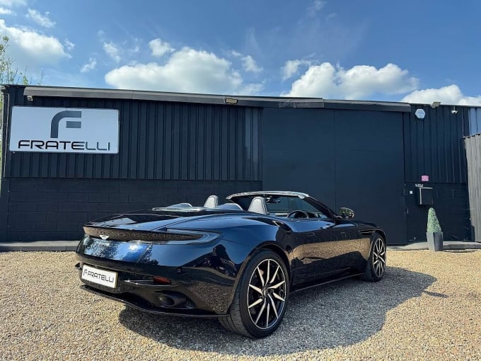 2019 Aston Martin Db11